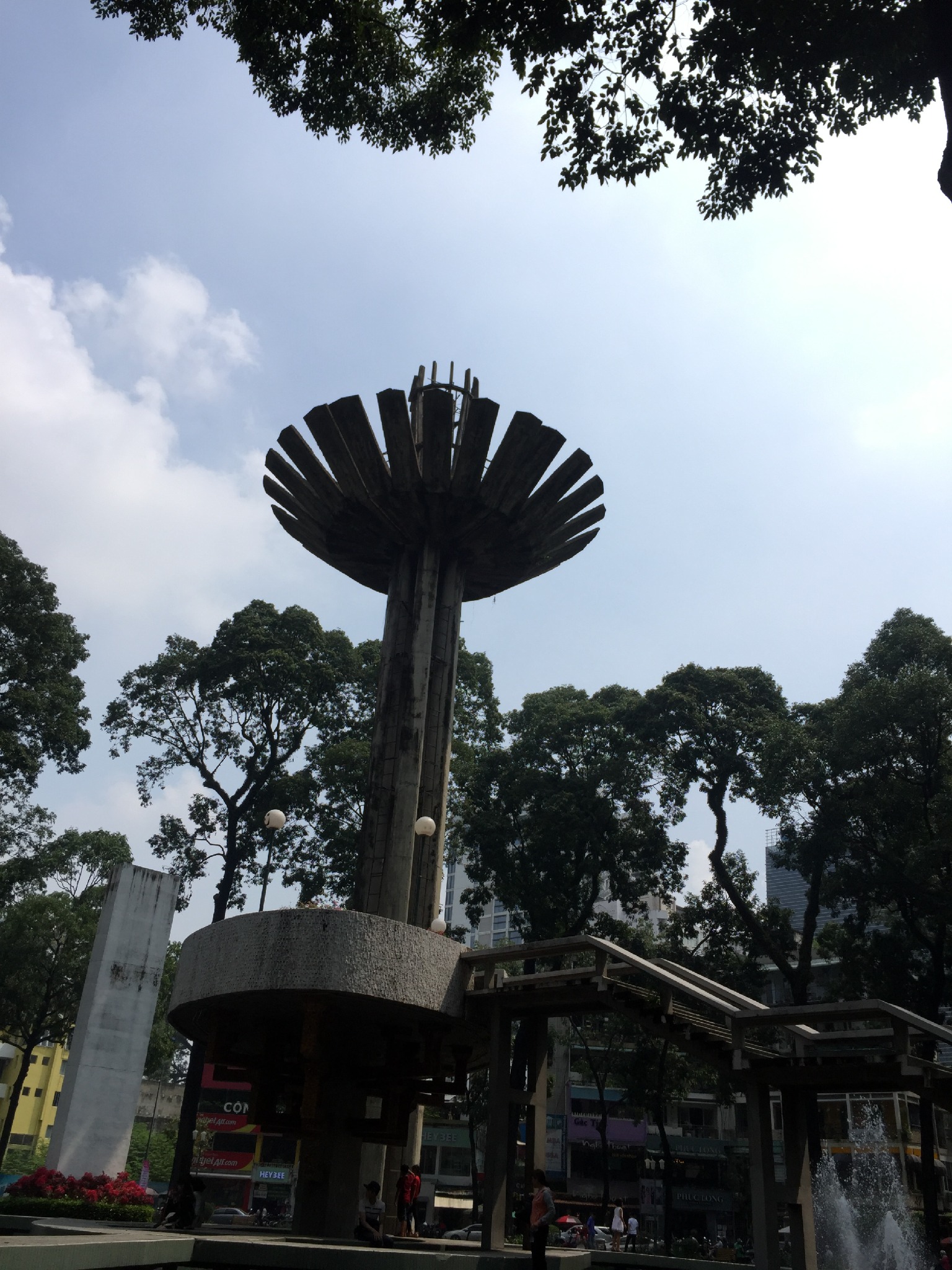 International Monument — Vietnamese modernist architecture. Created by Pham Phu Vinh.